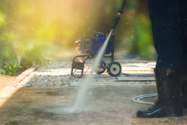 Best Animal Enclosure Cleaning  in Hightstown, NJ